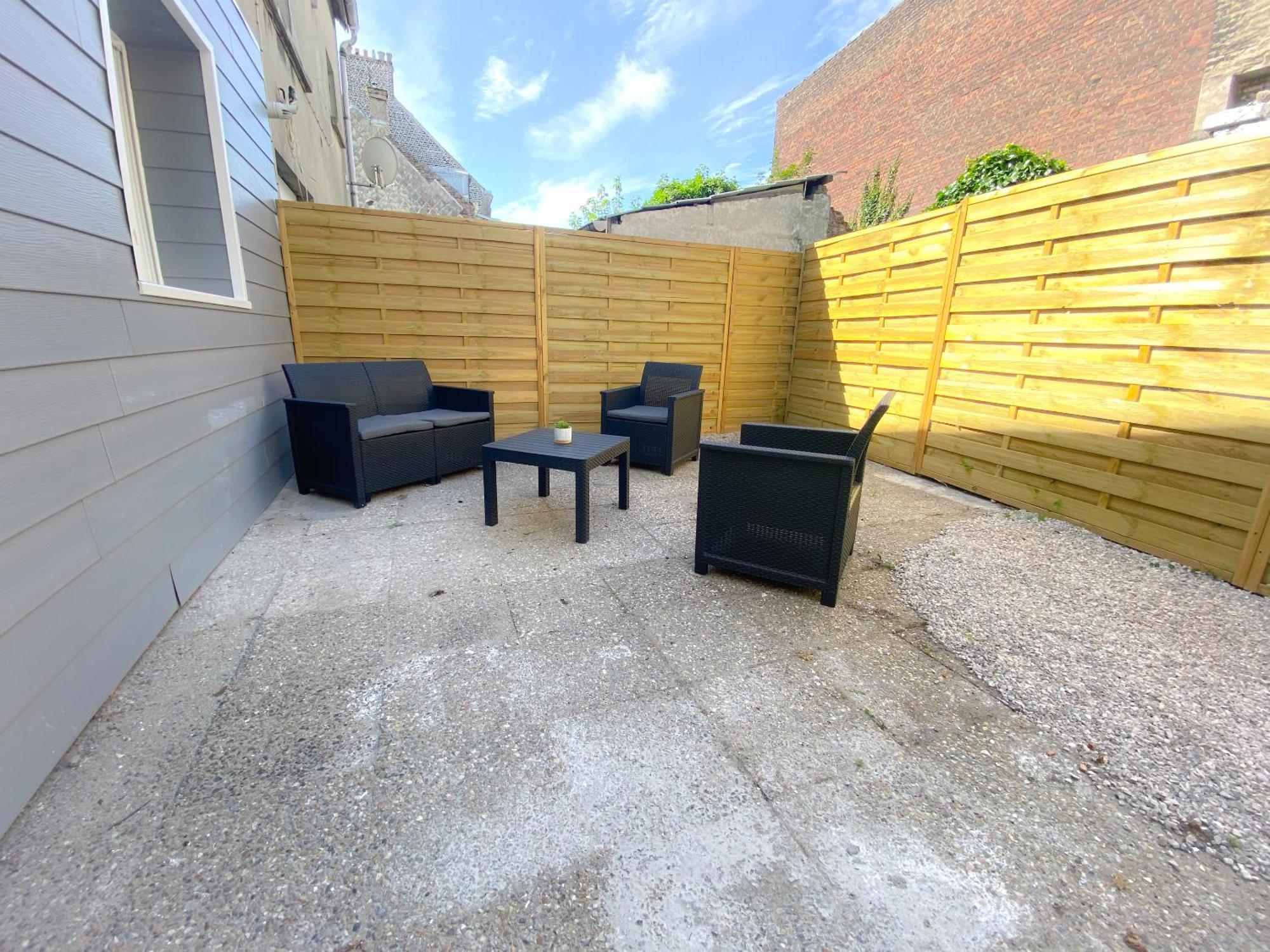 Le Vendee Apartment Calais Exterior photo
